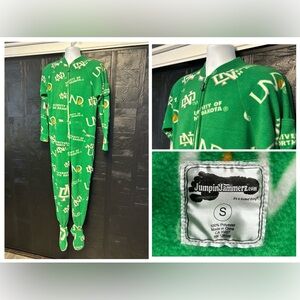 Jumpin Jammerz University of North Dakota One Piece Footed Pajamas Small UND‎